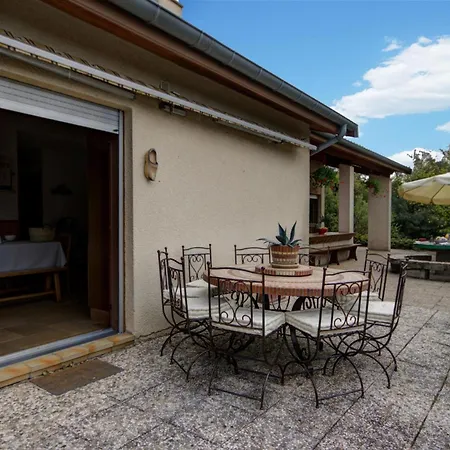 D'architecte 200m² Avec Piscine Privee Et Cheminee - Fr-1-496-35