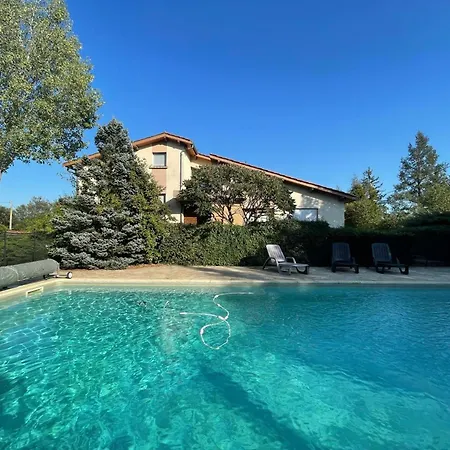 D'architecte 200m² Avec Piscine Privee Et Cheminee - Fr-1-496-35 Country house *